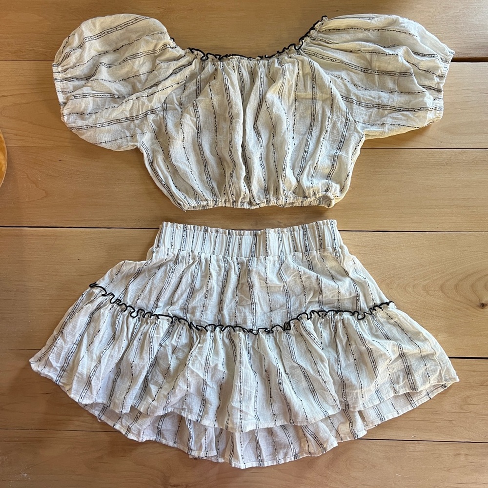 💗 Eberjey Ivory and Black Ruffle Top and Skirt Set 💗